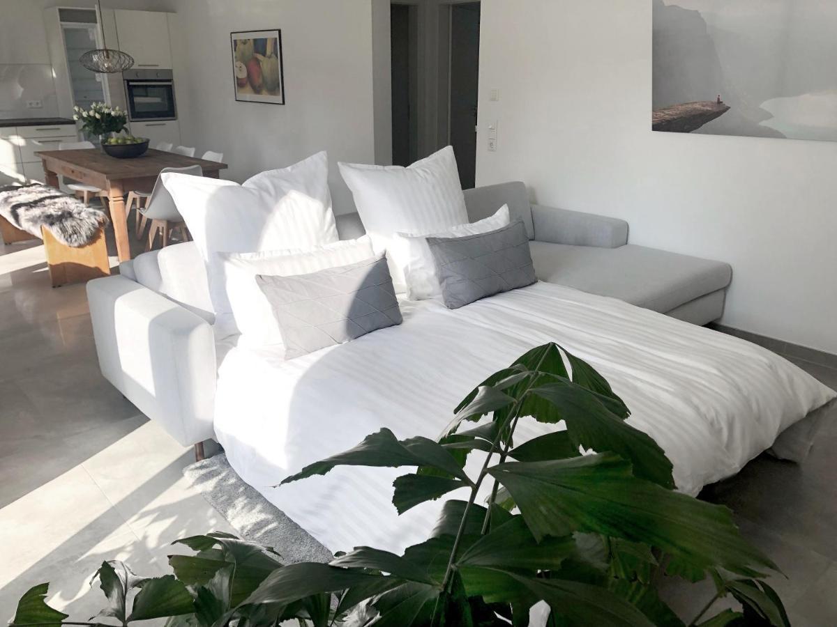 Familienfreundliche Neubauwohnung Mit Terrasse Hamburg Exterior foto